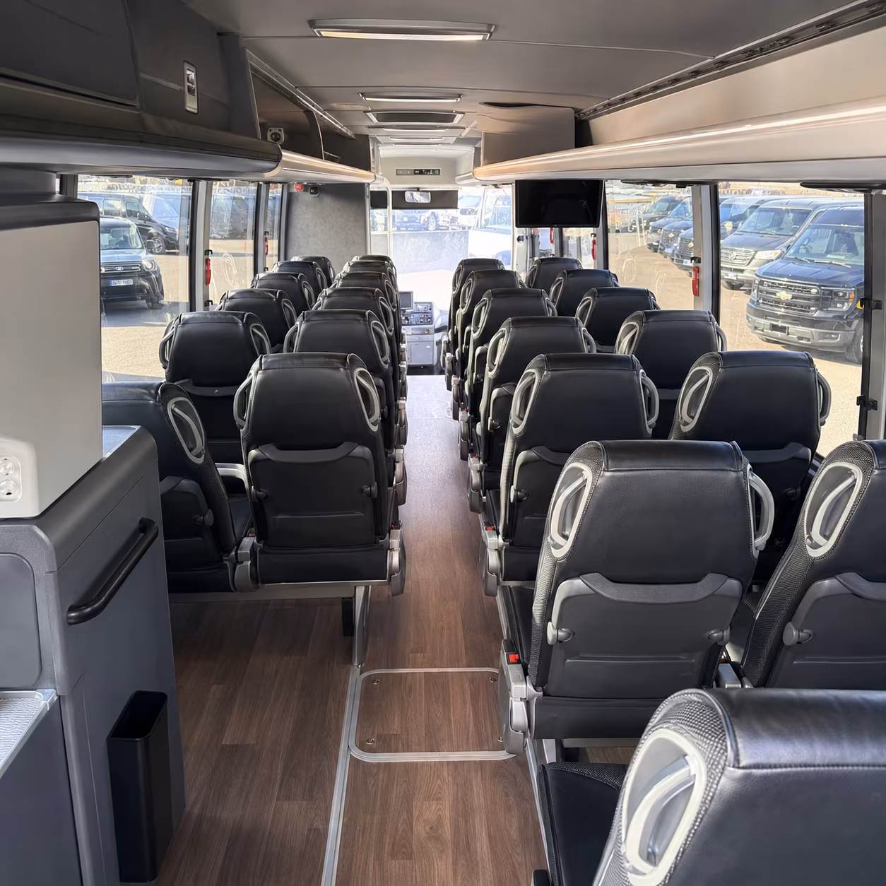 bellflowercharter bus services