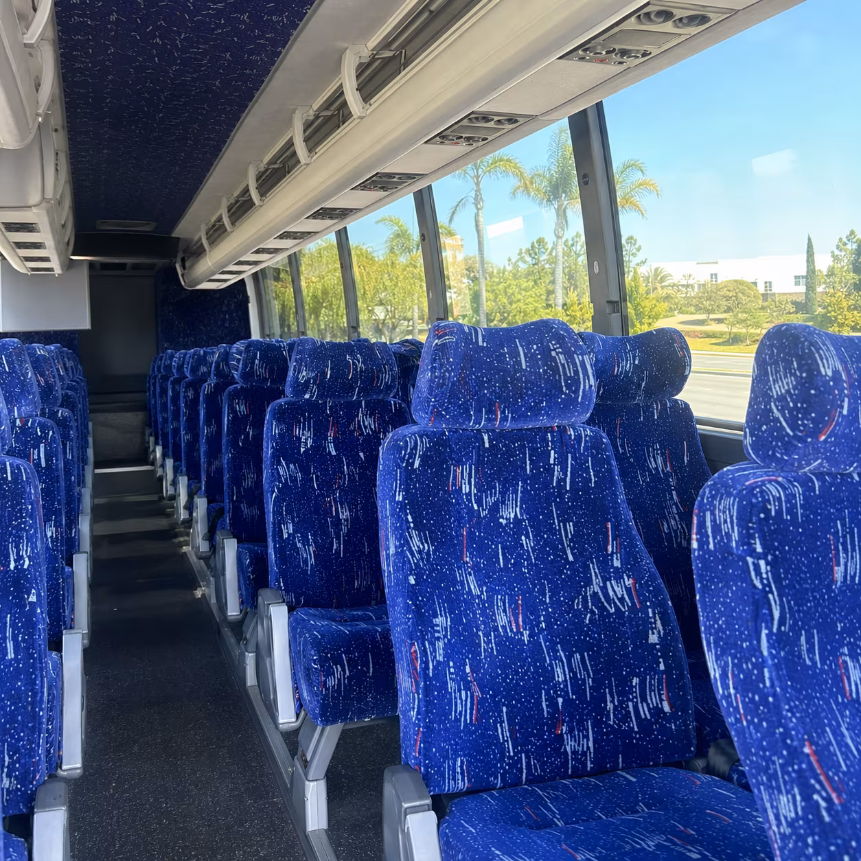 charter buses to the aquarium of the pacific and long beach destinations