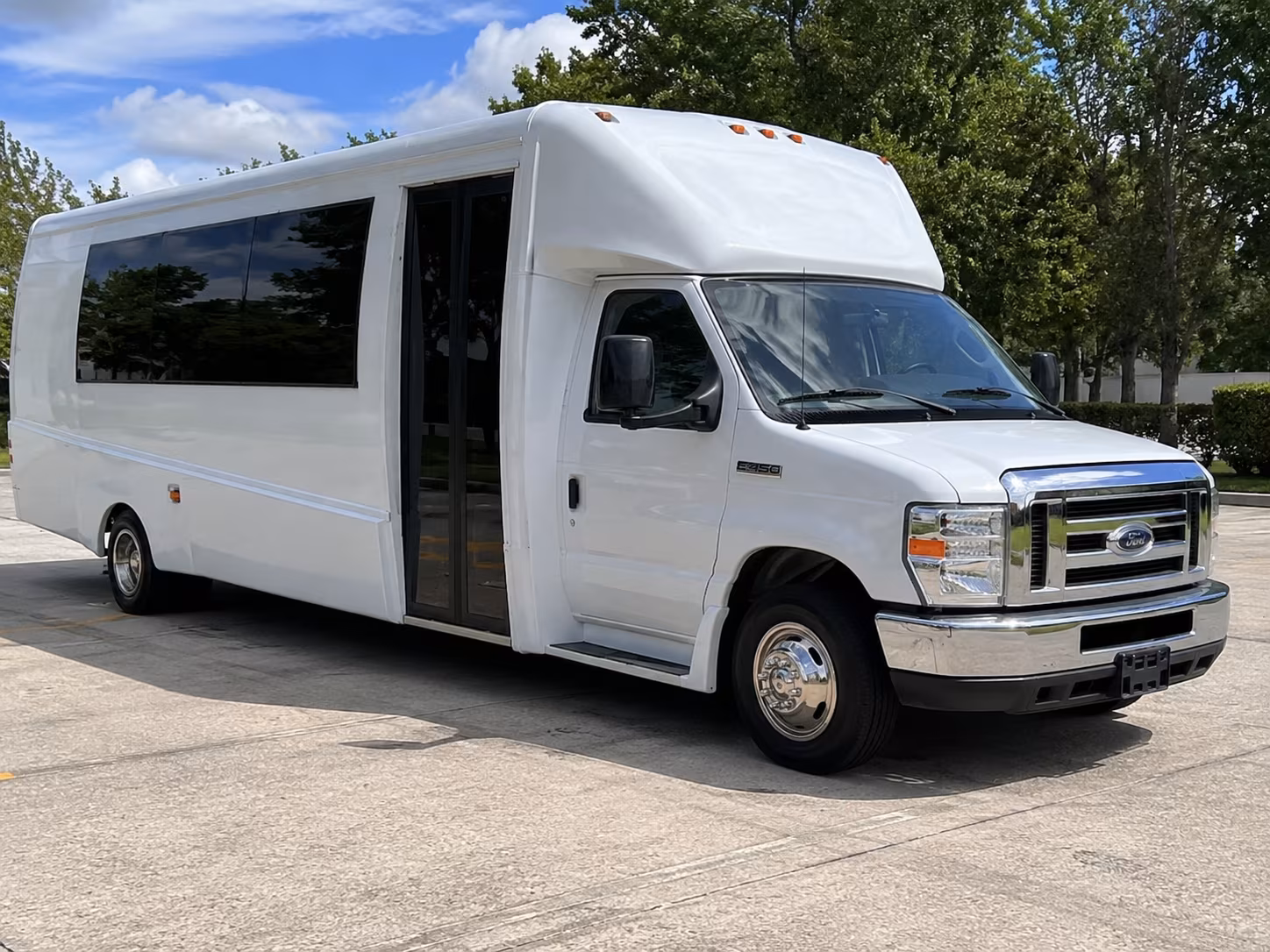 party buses from bellflower to long beach prom venues and beyond